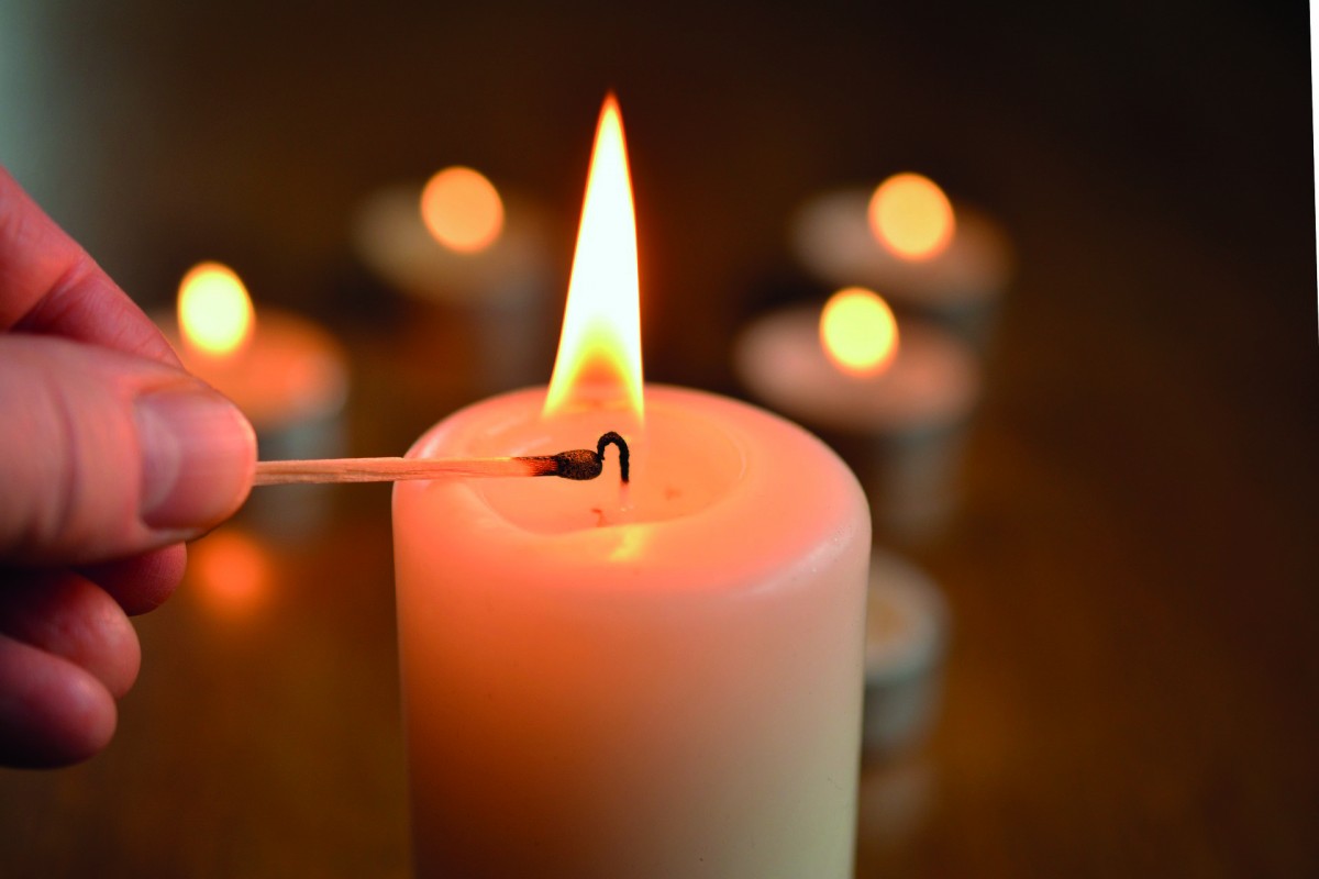 candle-1750640 1920 candle-1750640 1920