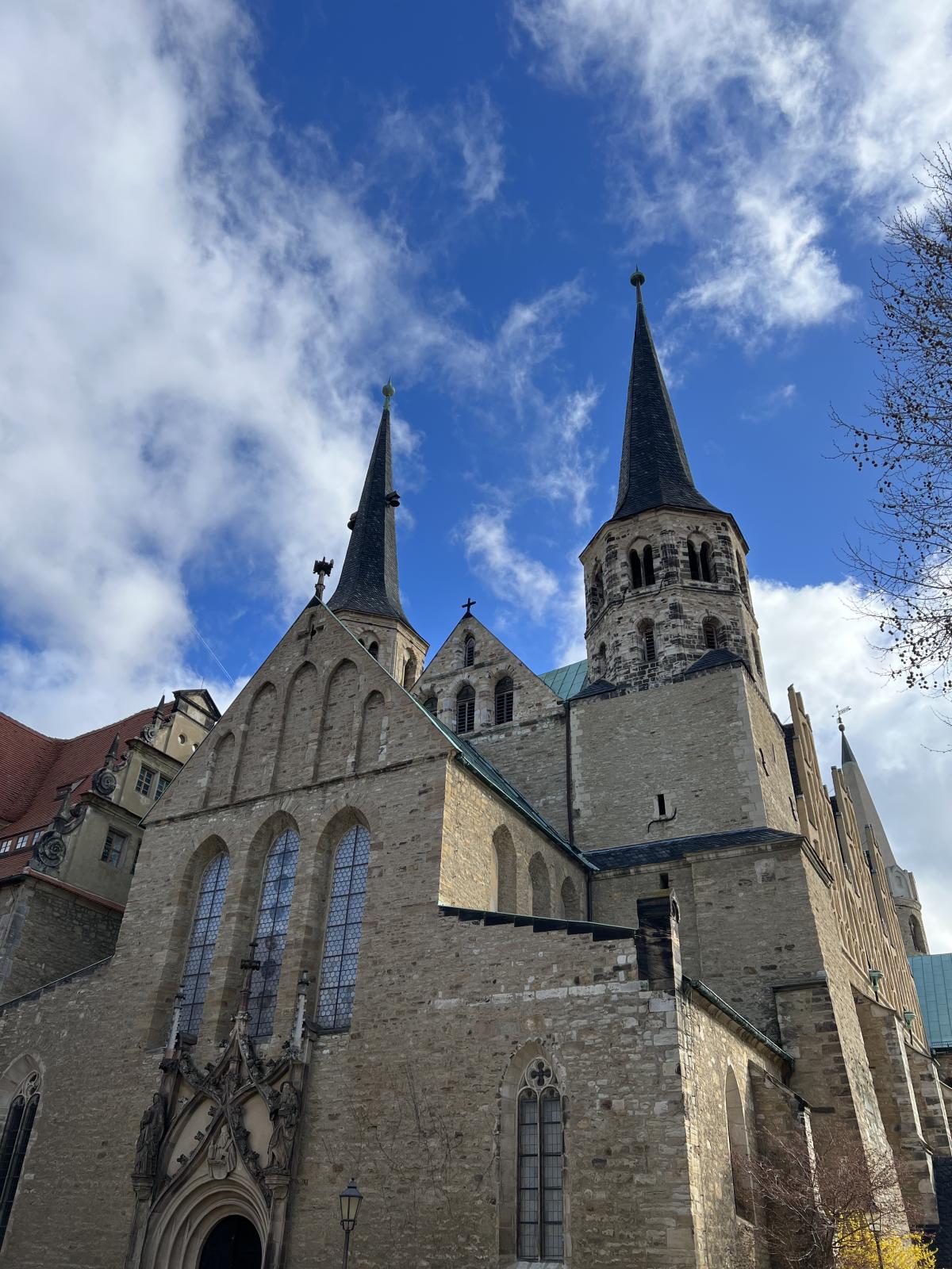 26F0F721-FDCB-4347-92C9-7C23B2E5FFFF